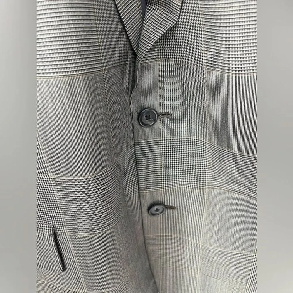 Hickey freeman gray plaid blazer size 42 R‎ saks fifth ave